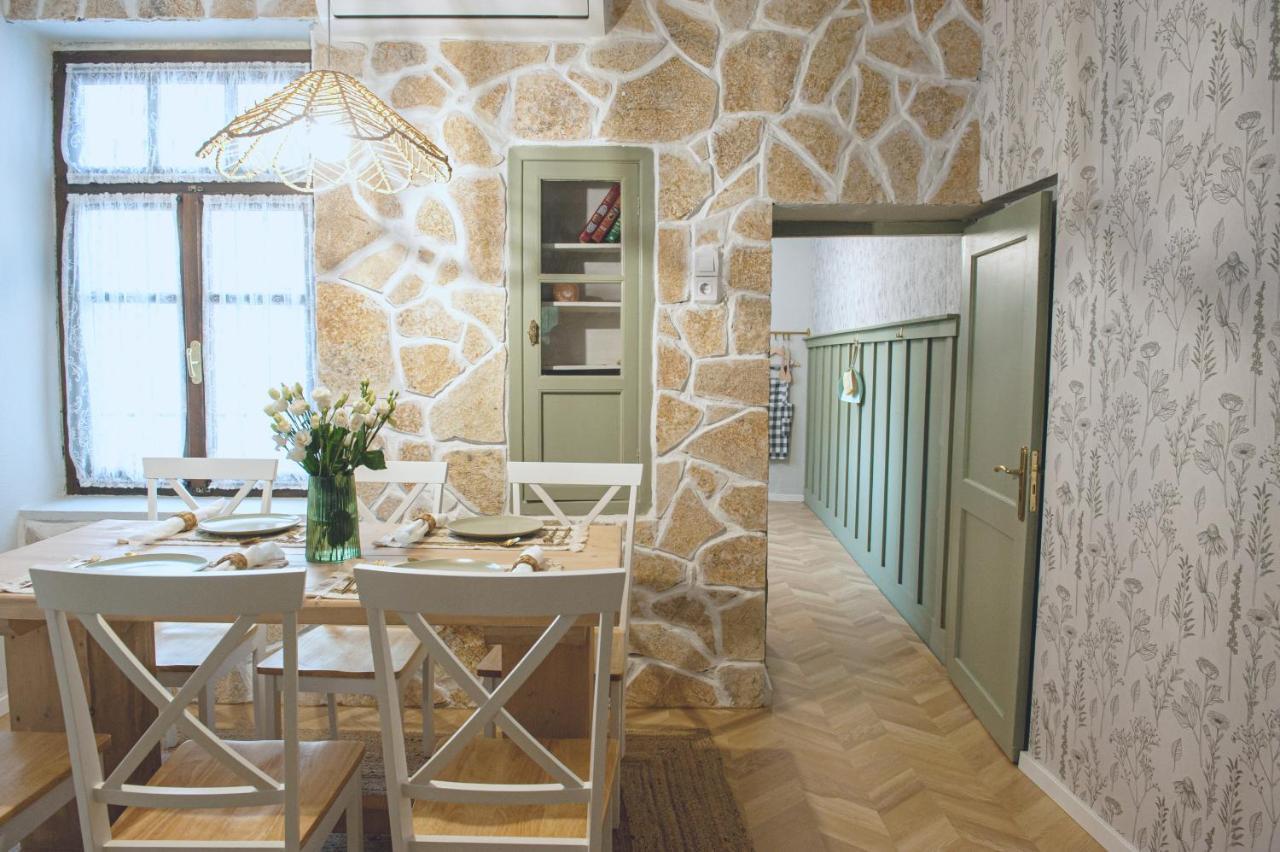 Locanta Ioannina Exterior photo